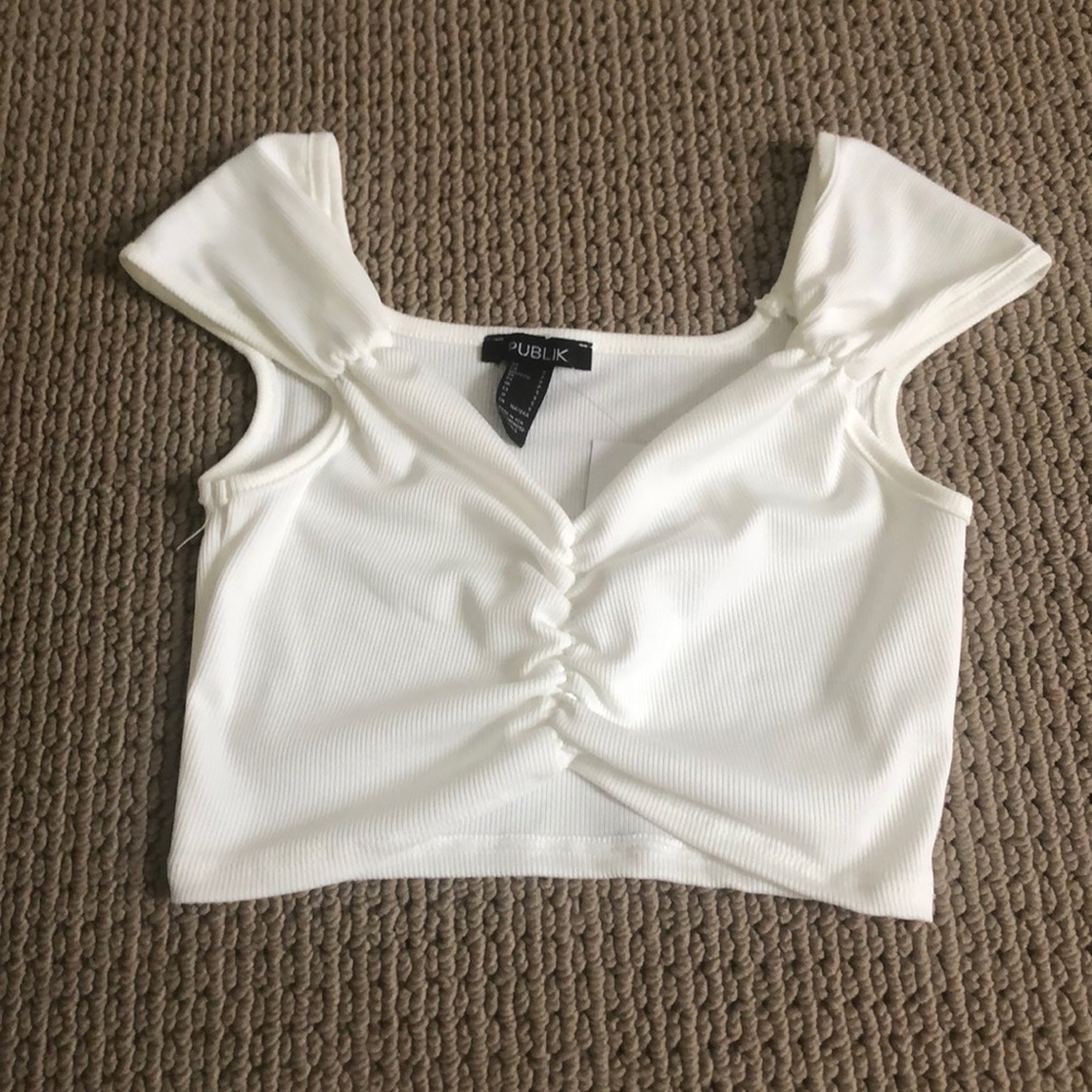 Ribbed white crop top